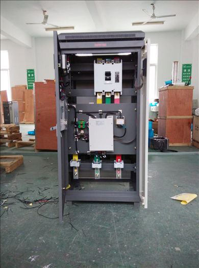 200KW智能電機軟啟動柜
