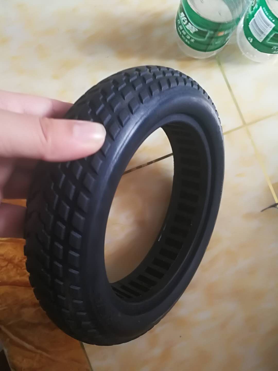 8.5寸小米滑板車免充氣實心避震輪胎