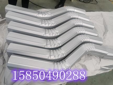 彩鋼板落水管144*108手工漏水斗