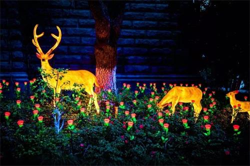 戶外亮化：渲染濃厚的節(jié)日氛圍