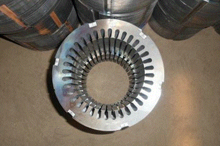 影響轉(zhuǎn)子鑄鋁鐵芯布局的因素