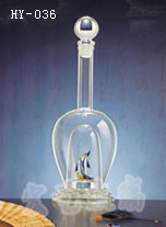 浙江手工藝玻璃酒瓶生產(chǎn)訂制|宏藝玻璃制品公司三包服務(wù)