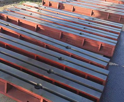 山西地軌加工/華港機(jī)械鑄造量大從優(yōu)