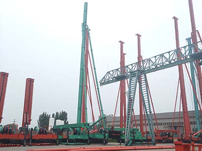 浙江長螺旋鉆機|河北鼎峰工程機械生產30米長螺旋鉆機