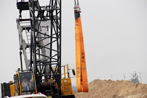 丙綸絲織帶縫合與不縫合時的使用力