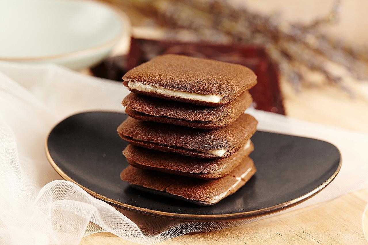 進口日本巧克力餅干來咯！清關報關別擔心！