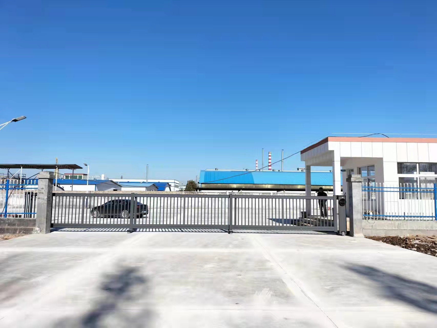 安裝泰安迎金伸縮門的三個注意事項