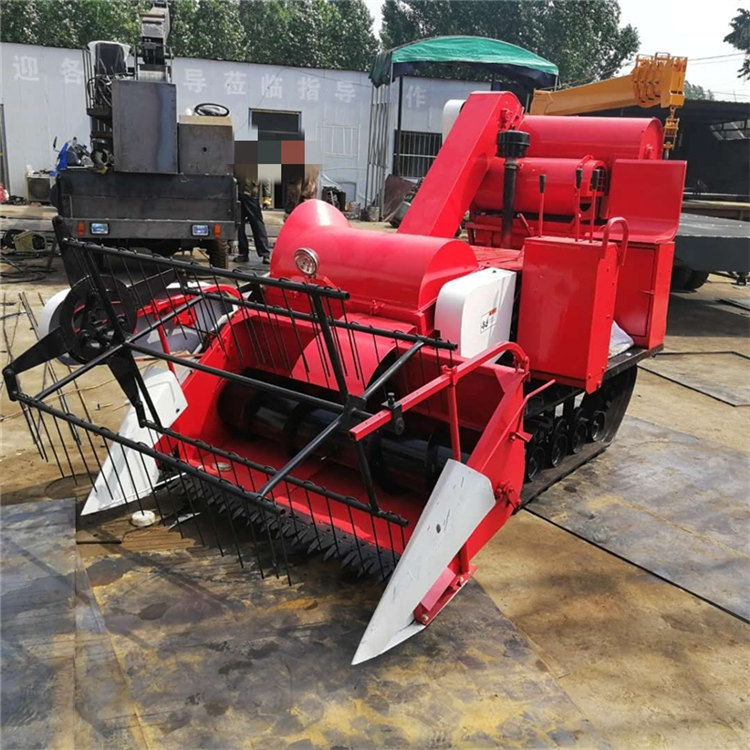 益宇重工收割機多少錢一臺 小麥收割機哪里賣 水稻收割機價格