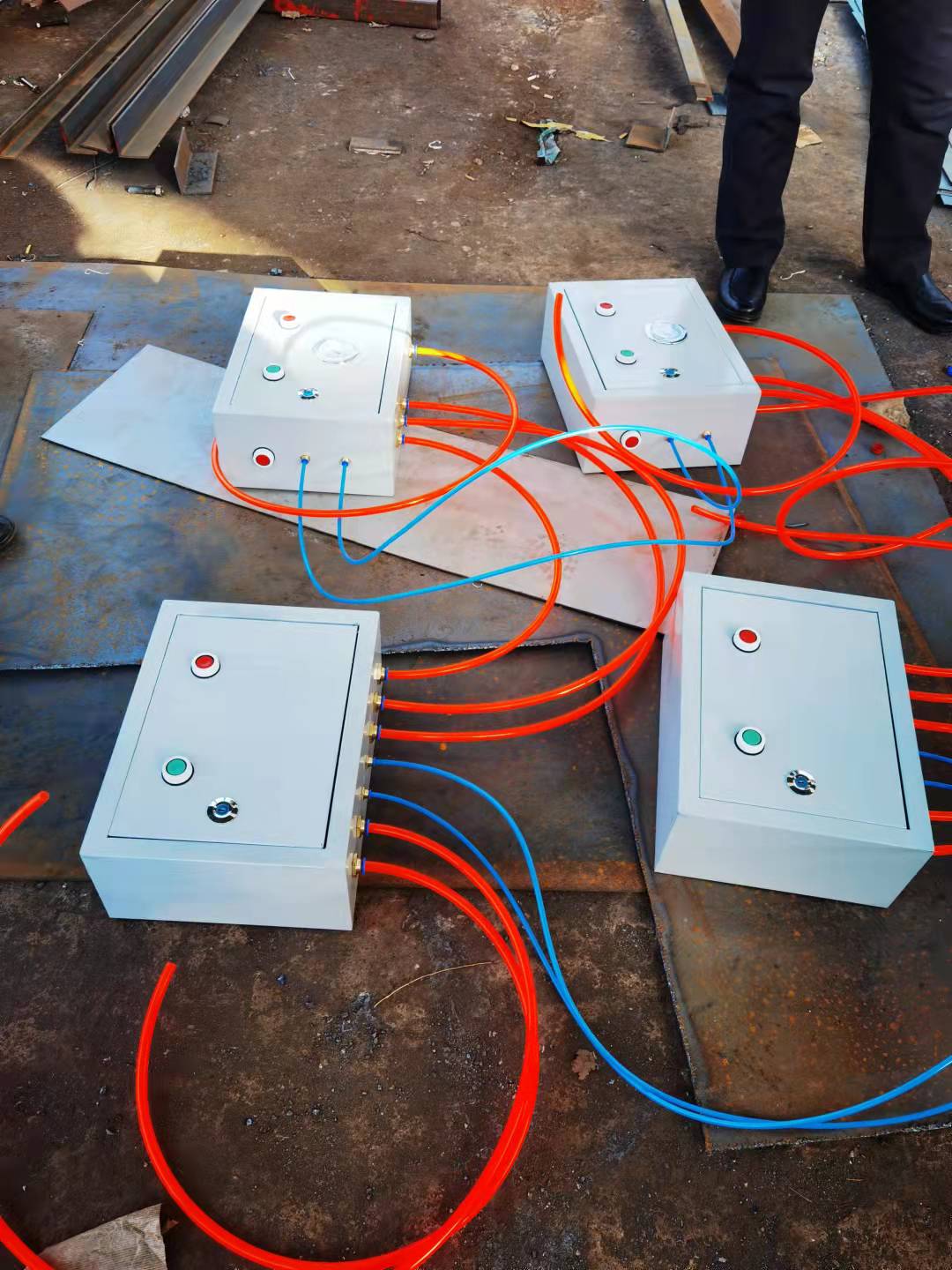 自動不銹鋼無壓風門 紅外線感行人行車電控 氣控裝置