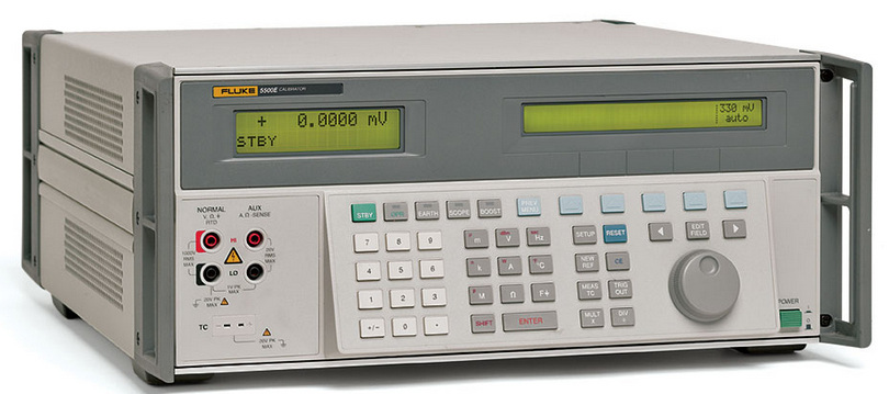 Fluke 5522A 福錄克5522A 校準(zhǔn)儀