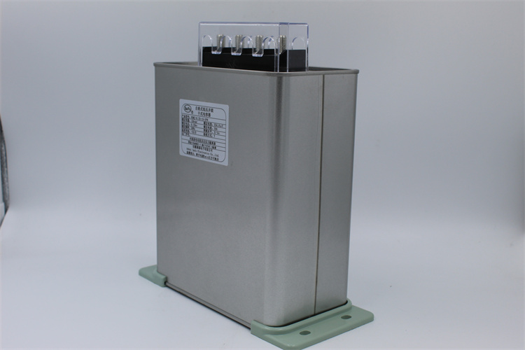 BKMJ0.45-15-3 自愈式低壓并聯(lián)電力電容