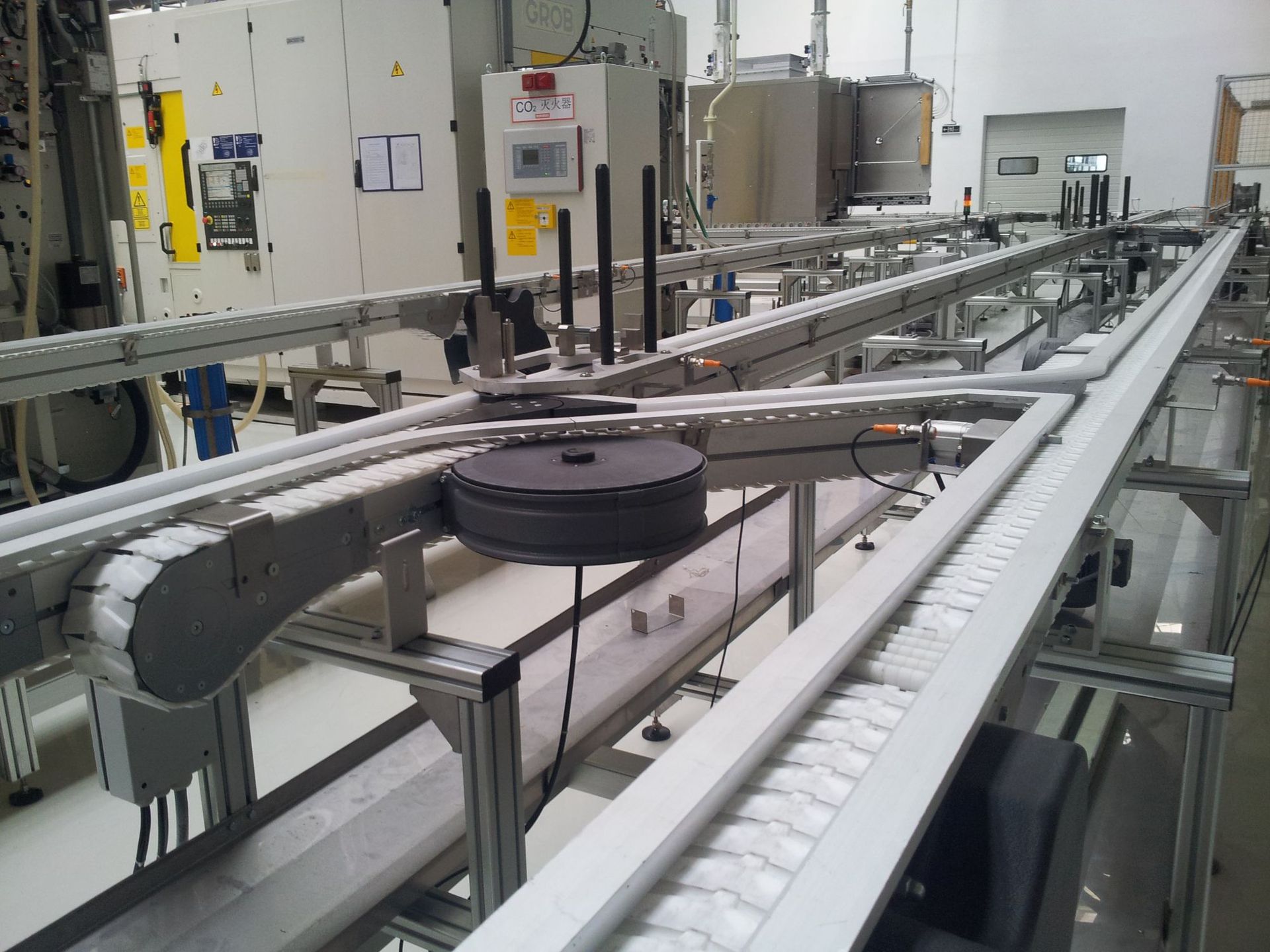 食品飲料皮帶轉彎流水線