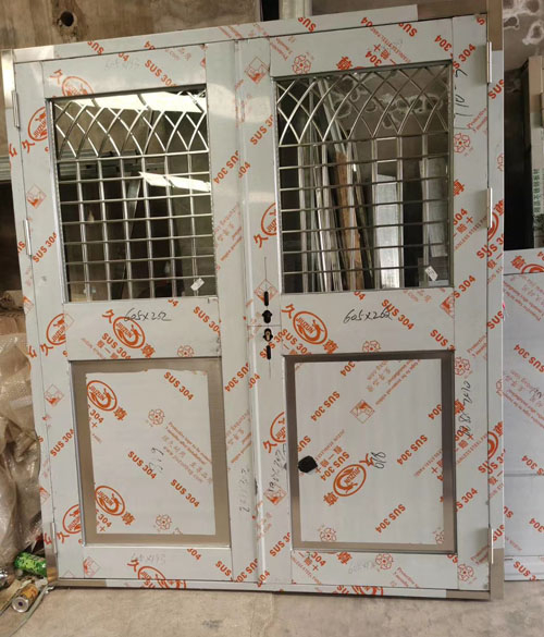 防火玻璃門廠家,任丘滿超不銹鋼門廠,河北不銹鋼門廠家