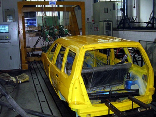 汽車座椅固定裝置及頭枕強(qiáng)度動(dòng)靜態(tài)試驗(yàn)系統(tǒng)