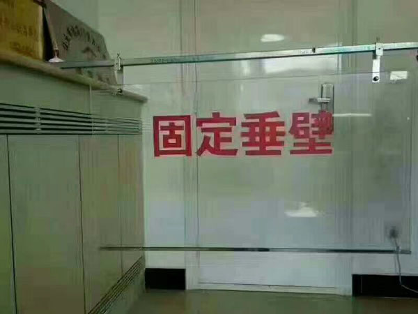 玻璃擋煙垂壁配件河北生產廠家，消防擋煙垂壁配件