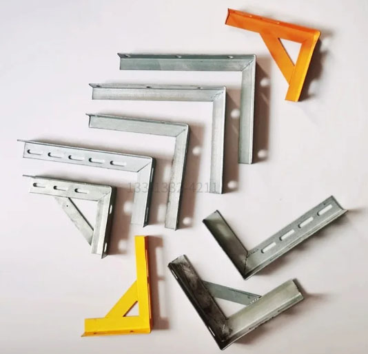 河北亞匠墻體管道固定架生產(chǎn)廠家，管道三角固定支架生產(chǎn)廠家